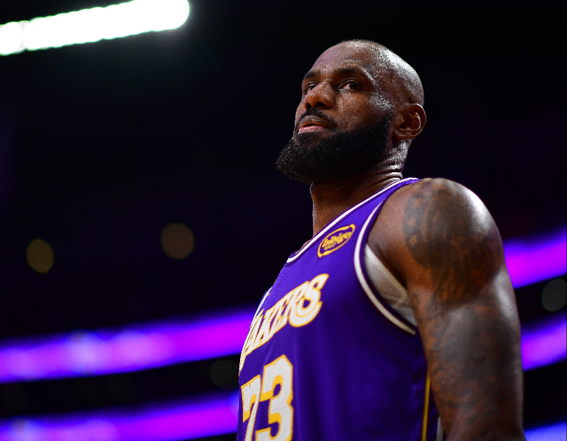 世界杯直播app下载入口-湖人117-135黄蜂 球员评价：2人优秀，2人及格，5人低迷