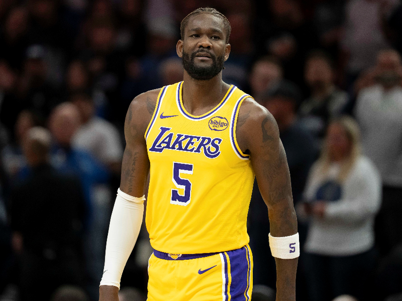 世界杯直播app下载入口-湖人117-135黄蜂 球员评价：2人优秀，2人及格，5人低迷